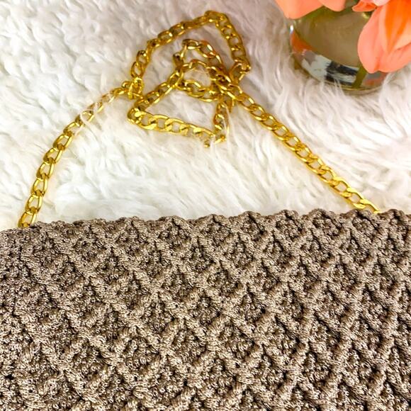 Crocheted Tan of Gold Strap Crossbody Bag Purse Handbag Medium Size - Picture 4 of 9